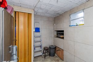 Image 32 - 860295