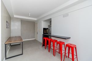 Image 3 - 860347