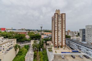 Image 14 - 860347