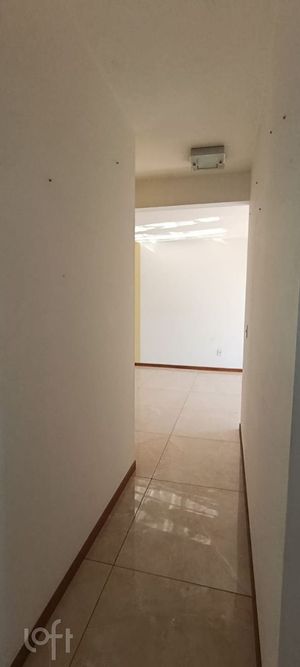 Image 66 - 860558