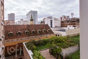 Image 9 - 860713