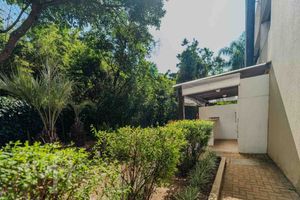 Image 32 - 860715