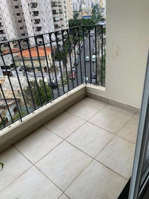 Image 21 - 860733