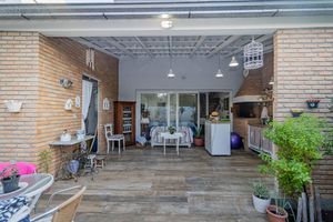 Image 39 - 860734