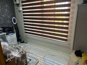 Image 10 - 860745