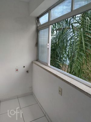 Image 15 - 860752