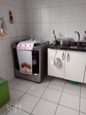 Image 3 - 860754