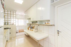 Image 31 - 860755