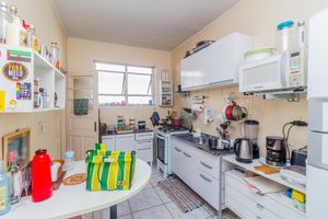 Image 19 - 860914