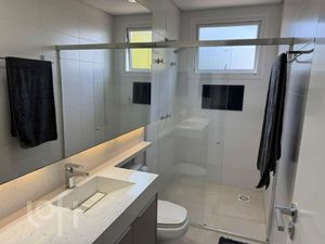 Image 19 - 860949