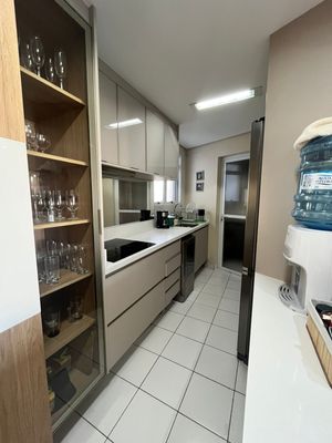 Image 7 - 860955