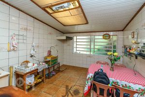 Image 4 - 861042