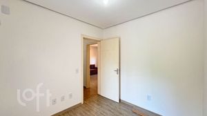 Image 37 - 861051
