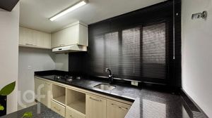 Image 11 - 861110