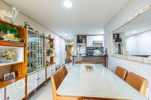 Image 4 - 861234