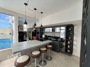 Image 18 - 861258