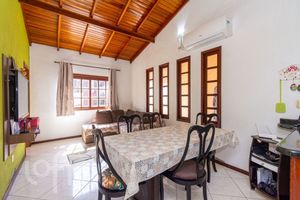 Image 4 - 861264