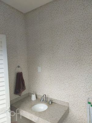 Image 37 - 861273