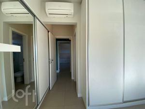 Image 15 - 861422