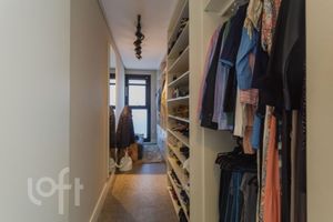 Image 33 - 861424