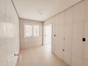 Image 9 - 861438