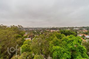Image 12 - 861605