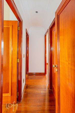 Image 18 - 861605