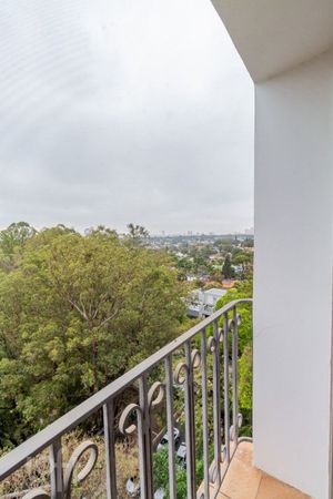 Image 1 - 861605