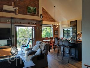 Image 4 - 861615