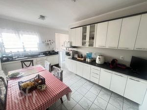 Image 11 - 861636