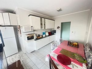 Image 10 - 861636