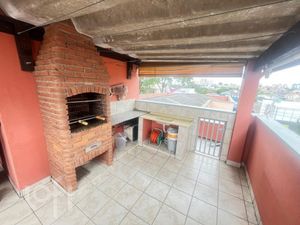Image 18 - 861636