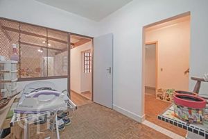 Image 37 - 861639