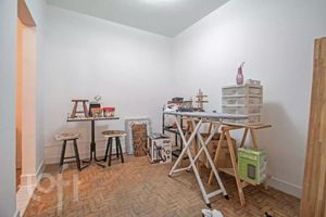 Image 35 - 861639