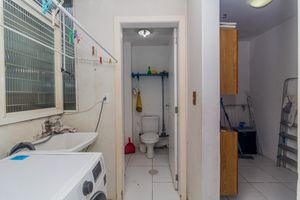 Image 19 - 861659