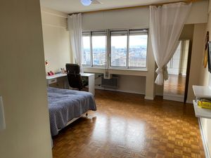 Image 16 - 861672