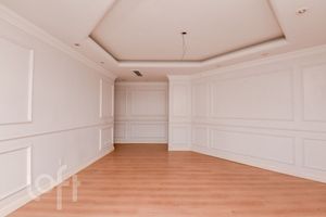 Image 18 - 861716