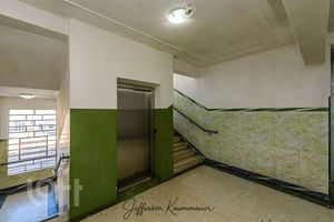 Image 11 - 861731