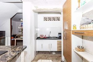 Image 4 - 861740