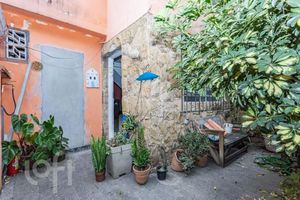 Image 21 - 861740