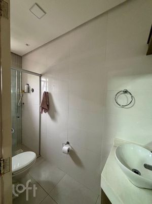 Image 13 - 861755