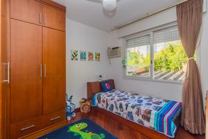 Image 4 - 861761