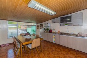 Image 13 - 861761