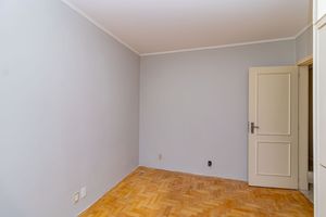 Image 21 - 861811