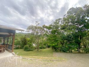 Image 5 - 861927