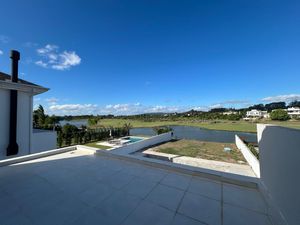 Image 14 - 862052
