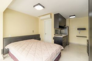 Image 9 - 862108