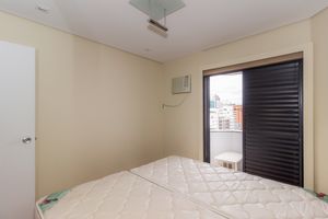 Image 10 - 862134
