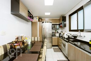 Image 8 - 862138