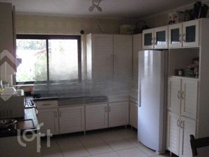 Image 19 - 862140